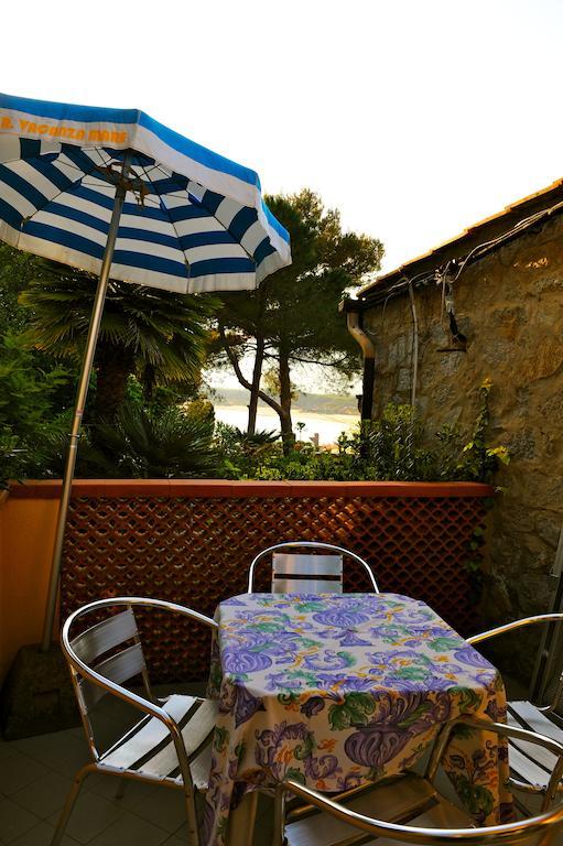 Residence Vacanza Mare Marina di Campo Pokoj fotografie